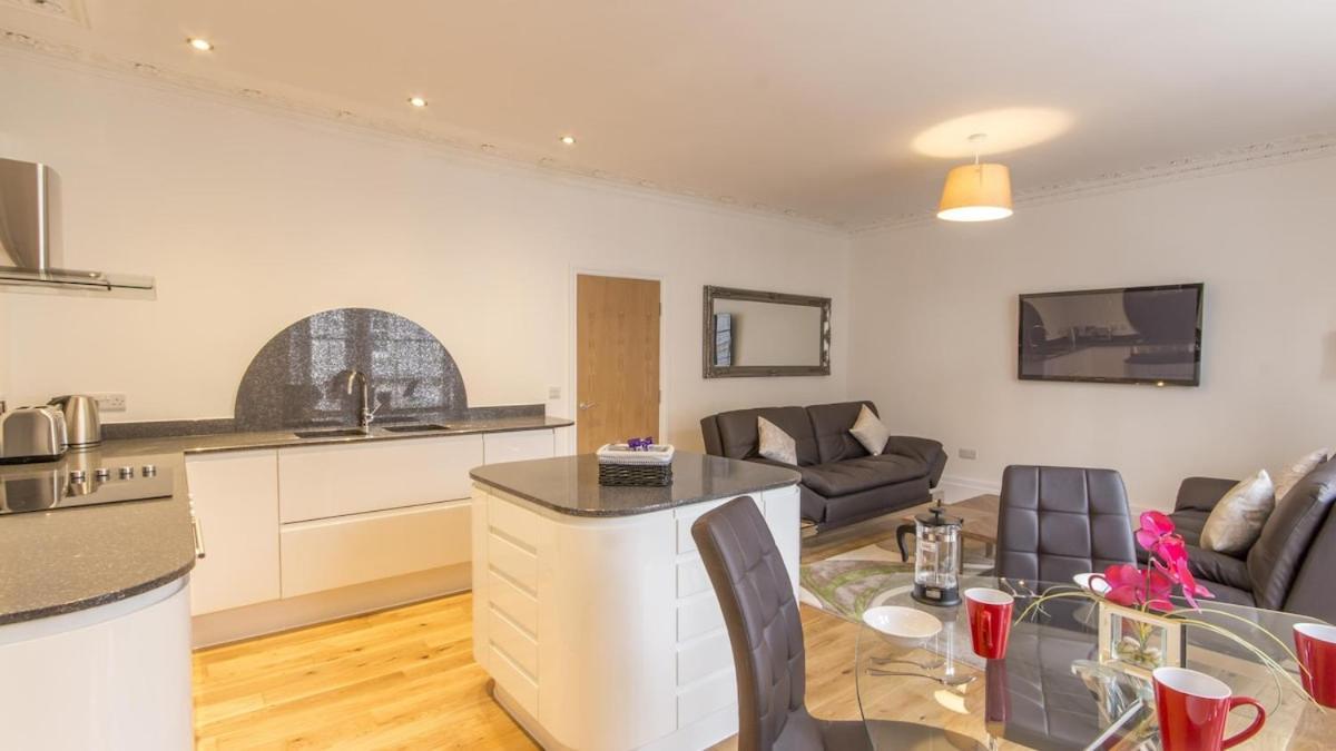 Captains Quarters 4 Apartment Plymouth Bagian luar foto